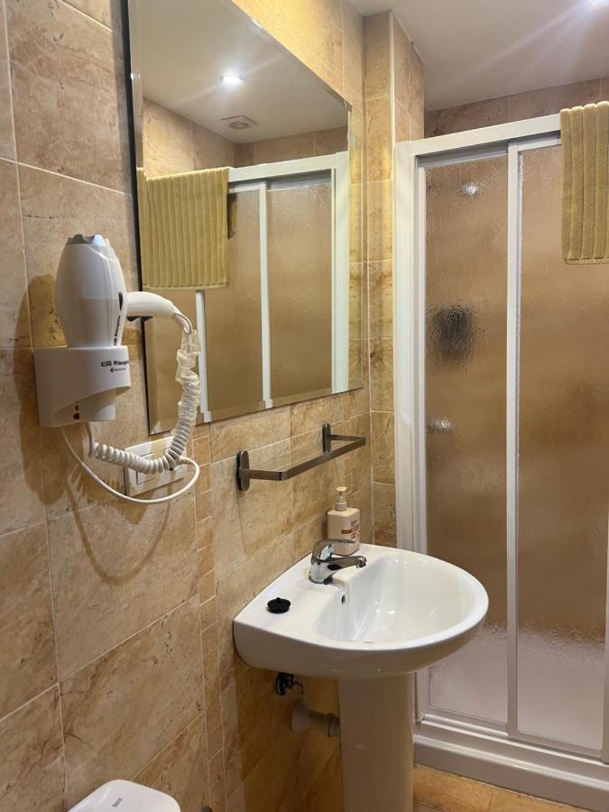 Habitaciones Privadas En Apartamento Compartido Algeciras Exterior foto